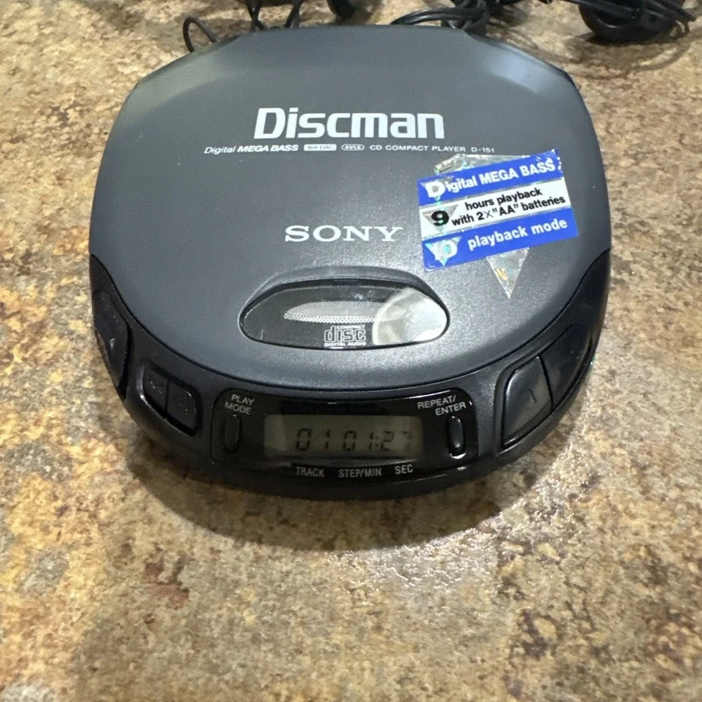 Sony Discman D-151 Portable CD Player Digital Mega Bass Tested Vintage 1997